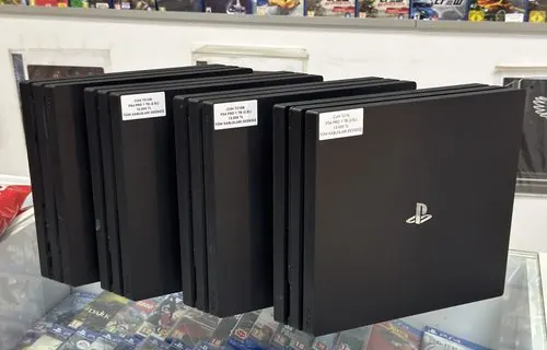 İkinci el PS4 Pro konsolları ve fiyat etiketleri
